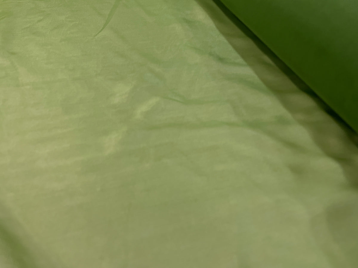 Tulle Non Elastico Verde Prato – TessutiStoffe